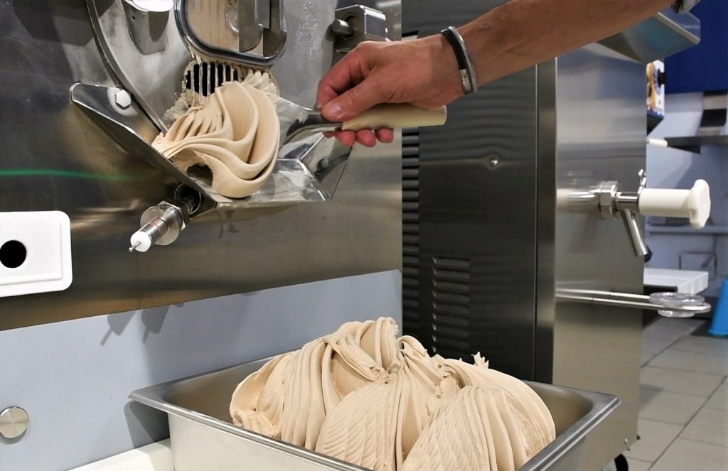 How to make Gelato Commercially? Gelato Ice Cream Mix Taylor UK